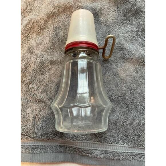 Federal Tool Corp Nut Chopper Grinder Turn Key Glass Bottom Chicago Vintage - Picture 1 of 3